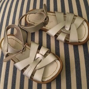 Salt Water Sandals Silver Size 9